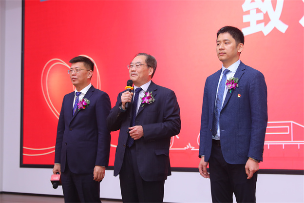 16813452475538193781.jpg 4.jpg