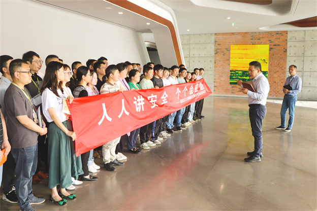 1685666460217955pDC7.jpg 2.jpg