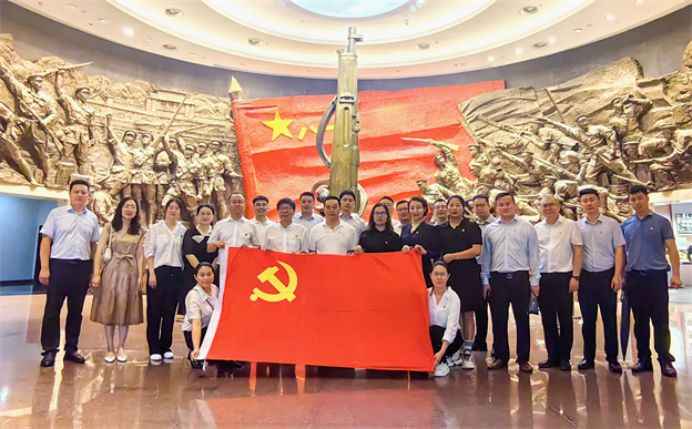 16876522751297838A47.jpg 4.jpg