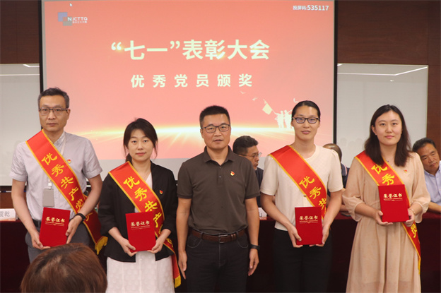 16883436026311042033.jpg 8.jpg